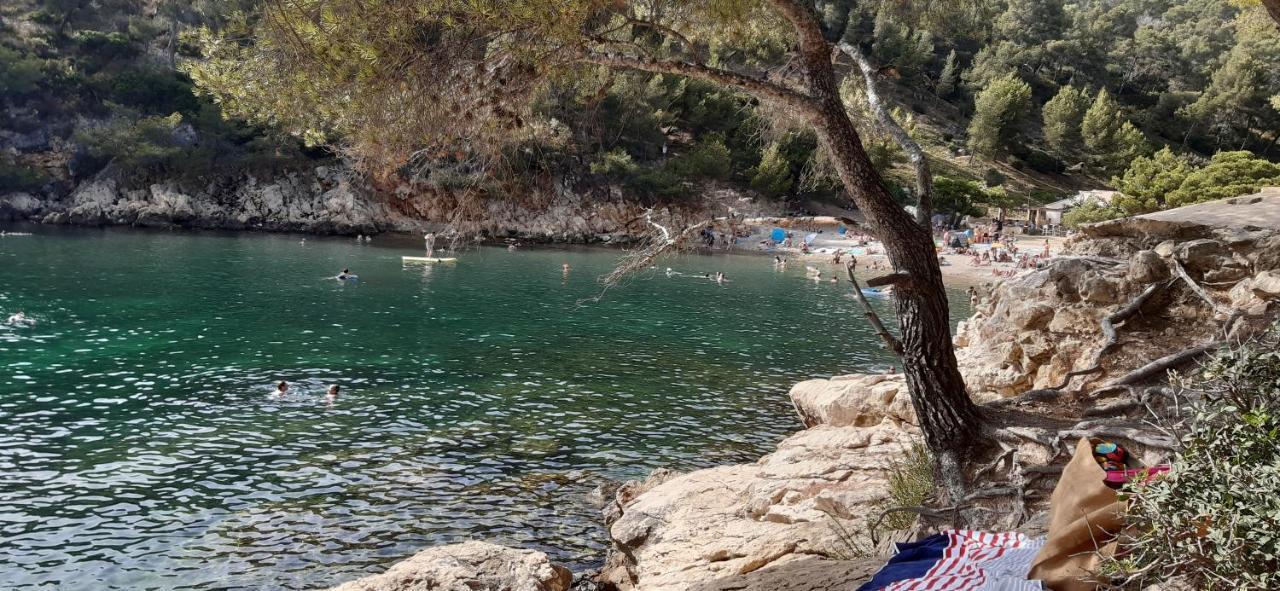 Petit Coin De Paradis Au Soleil Pres De La Mer Saint-Cyr-sur-Mer Exterior foto